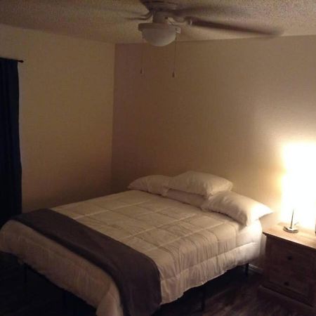 1 Bedroom Apartment For You! Next To Fort Sill 로턴 외부 사진