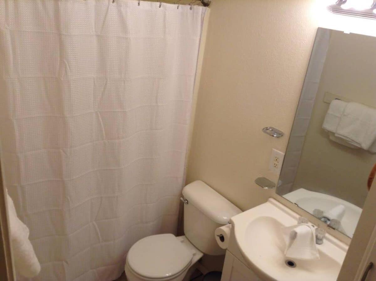 1 Bedroom Apartment For You! Next To Fort Sill 로턴 외부 사진